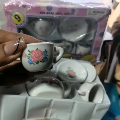Juego de té infantil con diseño floral ceramica - miniatura 1