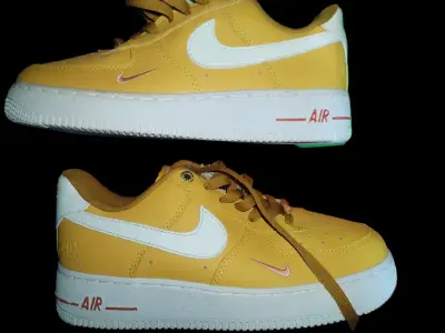Zapatillas deportivas amarillas Nike Air Force - miniatura 5