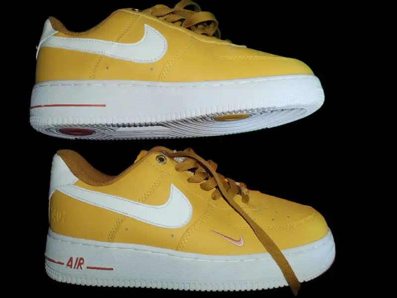 Zapatillas deportivas amarillas Nike Air Force - 6