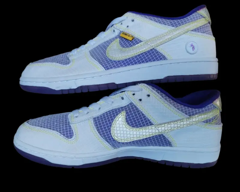 Zapatillas deportivas Nike blancas y moradas - 6