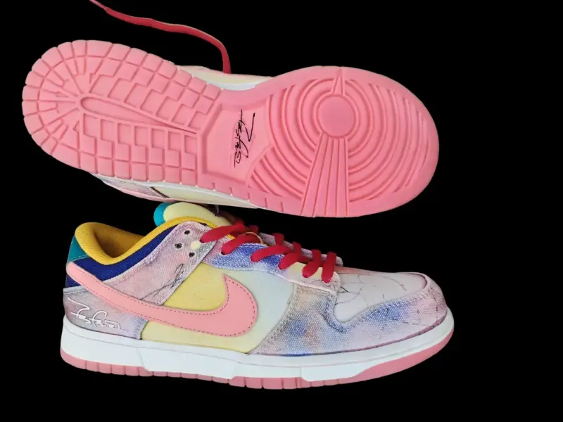 Zapatillas Nike SB Dunk Low multicolor edición especial - 4