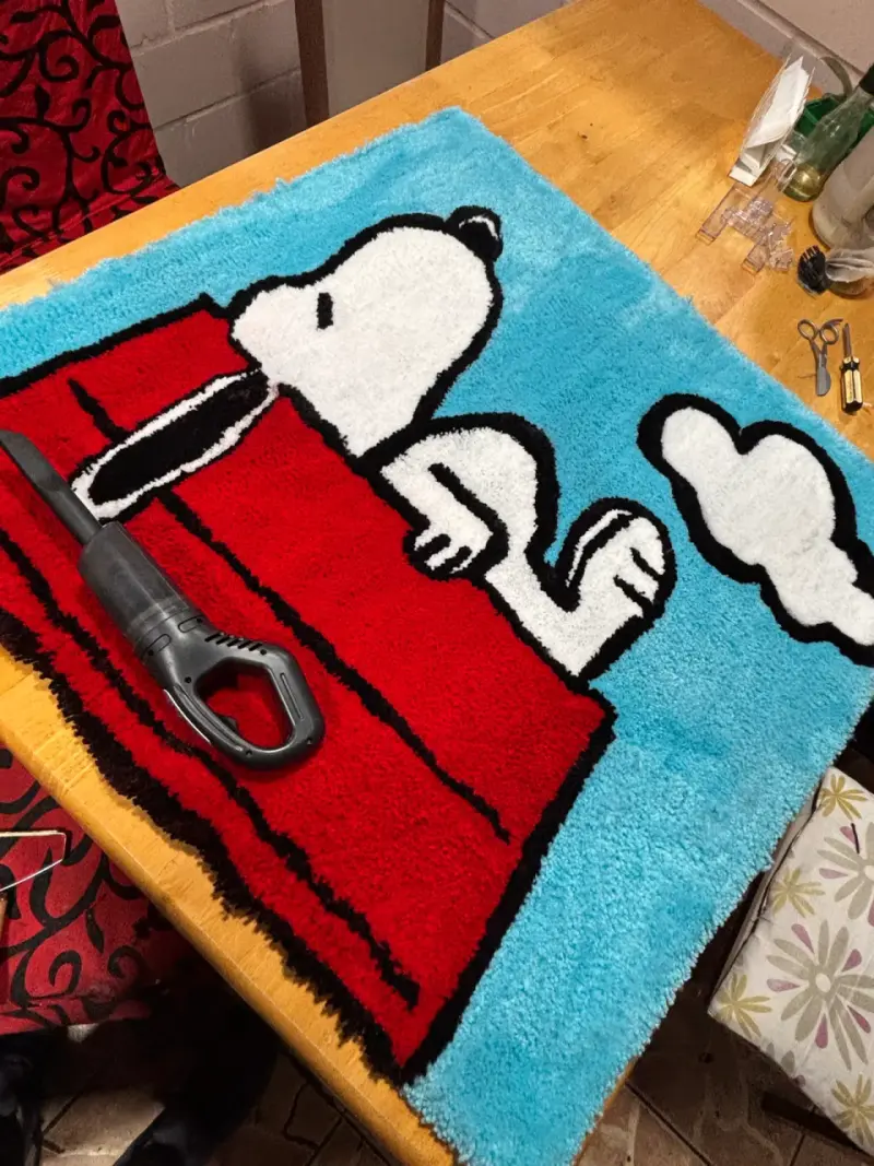 Alfombra decorativa Snoopy sobre su casa - 2