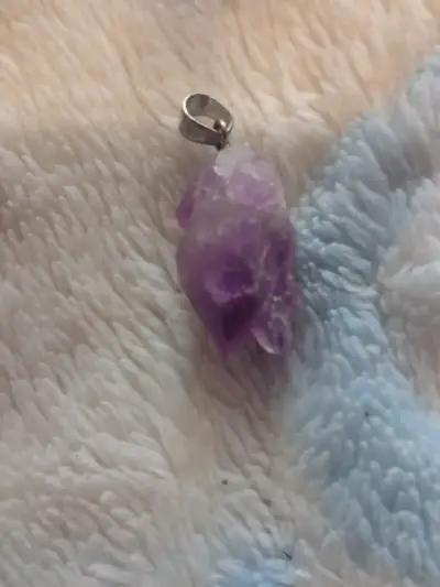Colgante de amatista natural con enganche metálico - miniatura 2