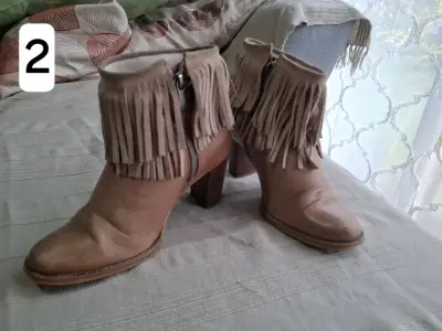 Botines de cuero con flecos marrones - miniatura 1