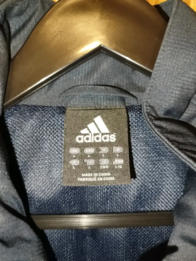 Chaqueta deportiva Adidas U de Chile 2011 - 2