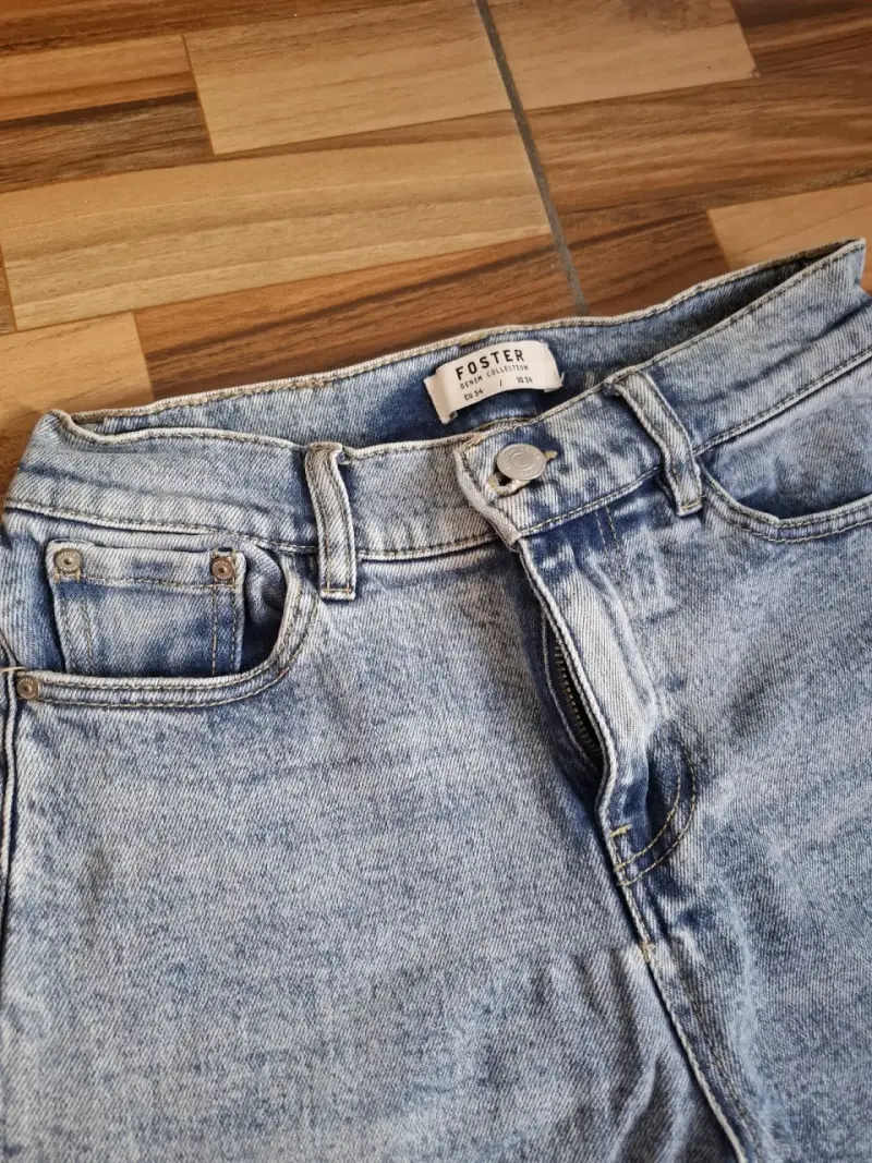 Jeans de mezclilla azul claro Foster para mujer - 1