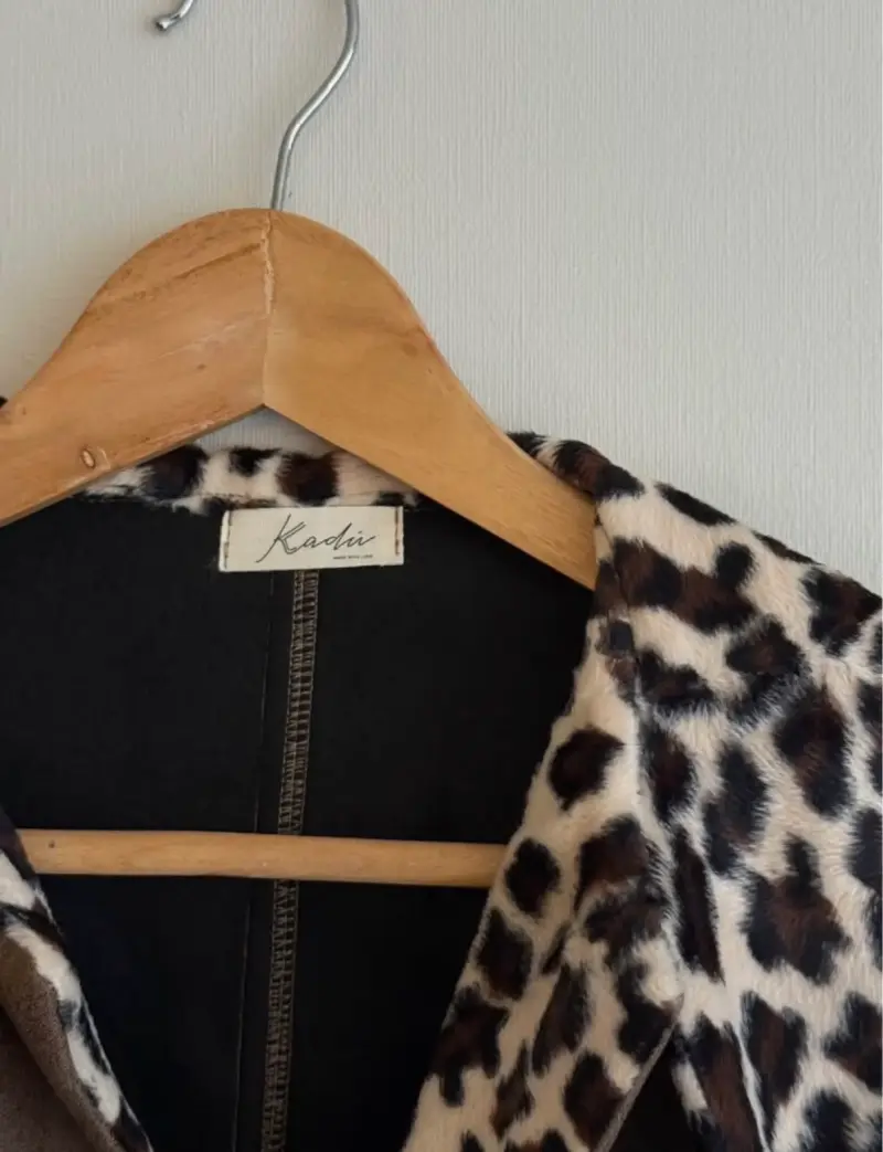 Chaqueta de cuero Kadú con estampado - 2