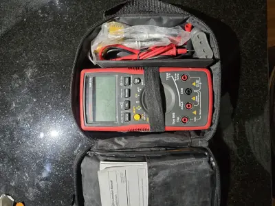 Multímetro Digital Amprobe AM-570 con Accesorios - miniatura 2