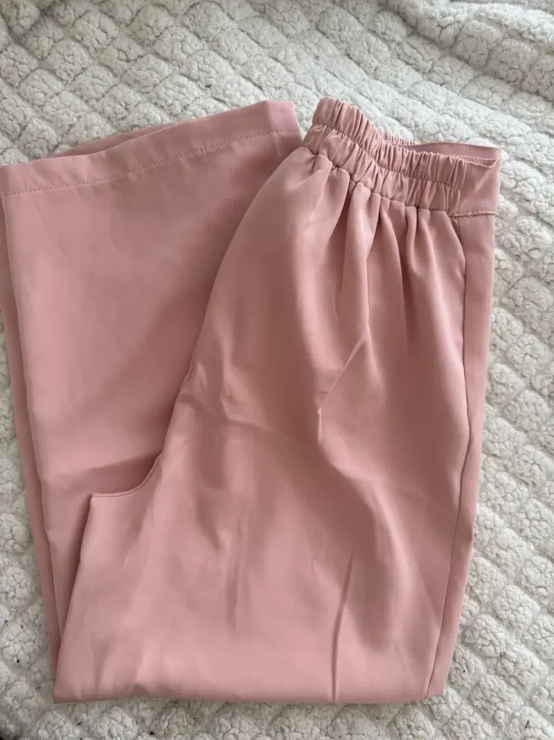 Conjunto de chaleco y pantalón rosado para mujer - 3