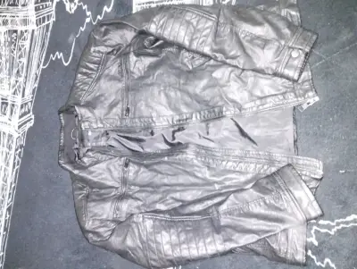 Chaqueta de cuero negra para hombre Mossimo - miniatura 2