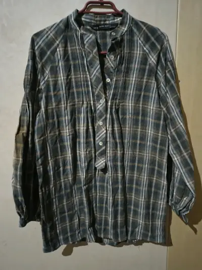 Lote de 20 blusas de mujer, tallas S-M-L $10.000.- - miniatura 1