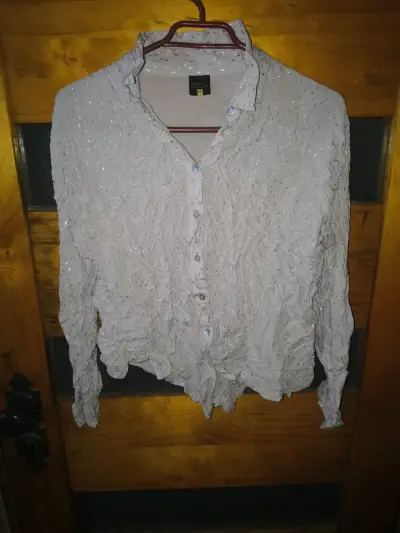 Lote de 20 blusas de mujer, tallas S-M-L $10.000.- - miniatura 4
