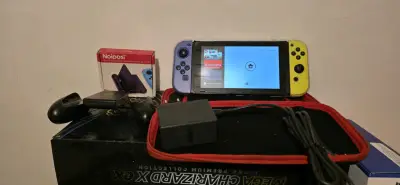 Nintendo Switch edición especial - miniatura 1