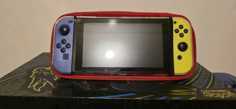 Nintendo Switch edición especial - 4