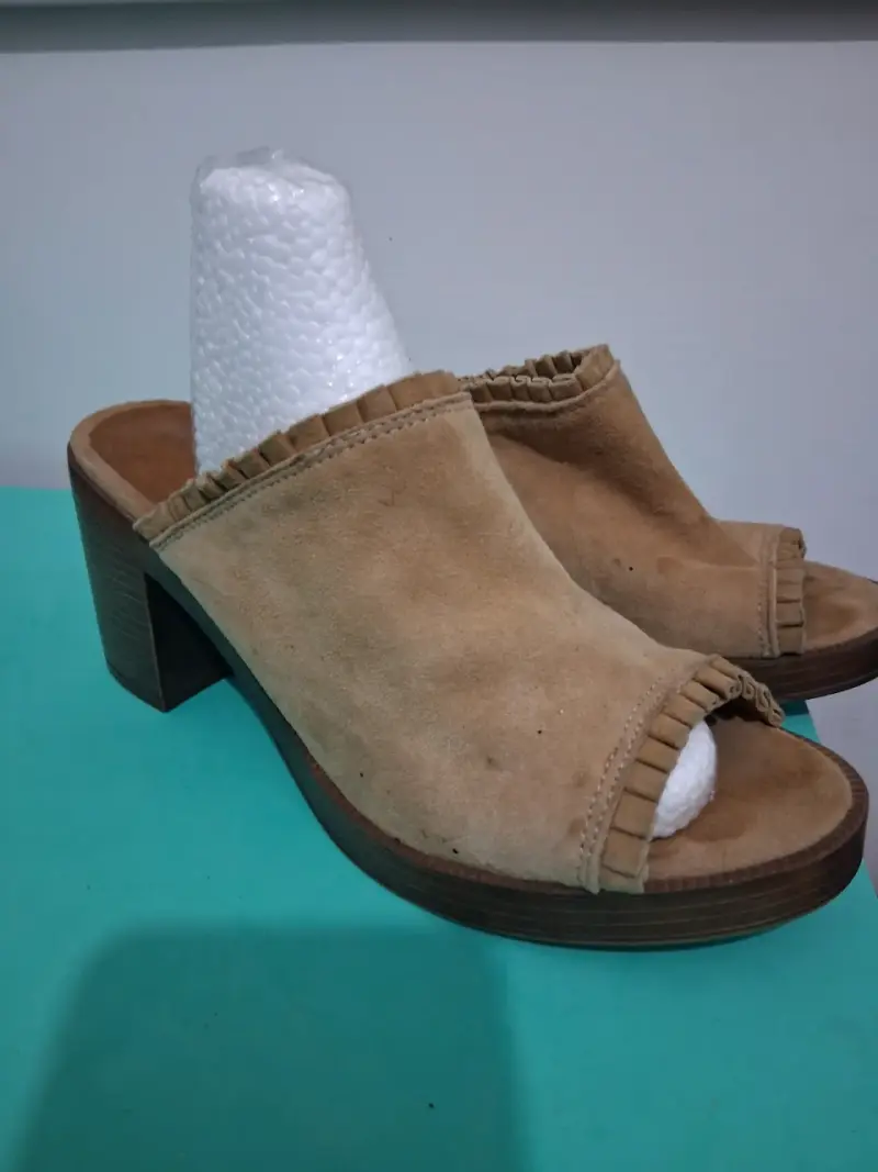 Botines de gamuza rojos con tacón - 2
