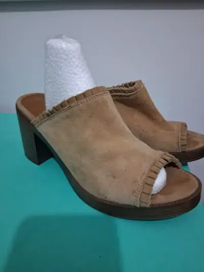 Botines de gamuza rojos con tacón - miniatura 2