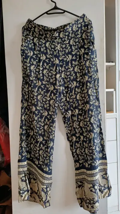 Pantalones estampados florales Umbrale Mujer - miniatura 1
