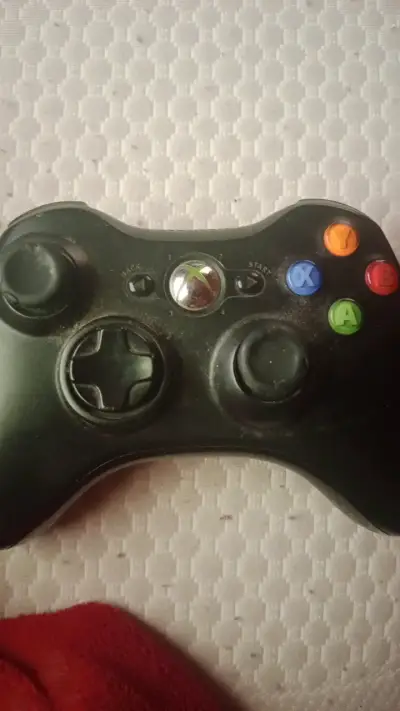 Control Xbox 360 usado para reparacion o partes - miniatura 1