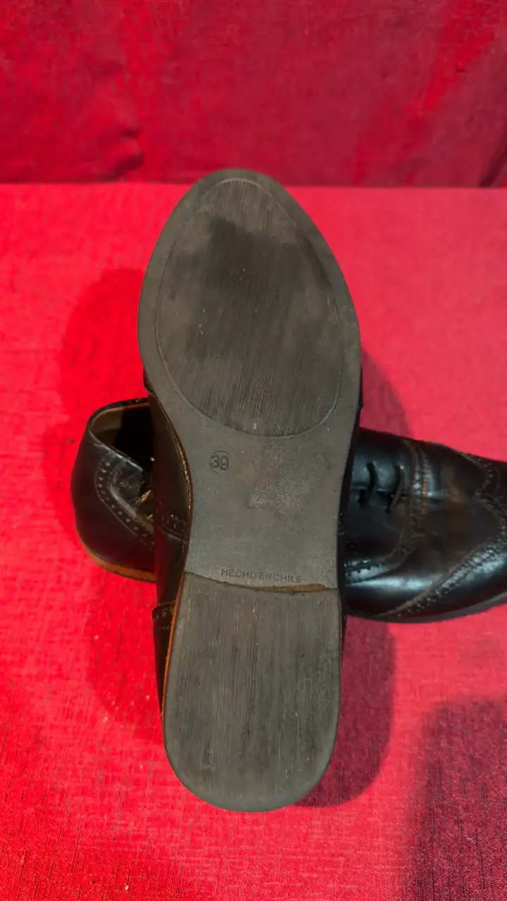 Zapatos de cuero negro para dama talla 39 - 2