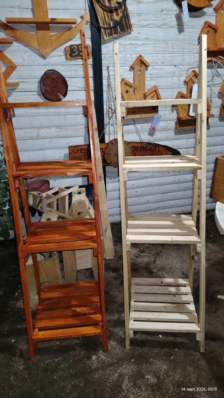 Escalera decorativa de madera para interiores - 2