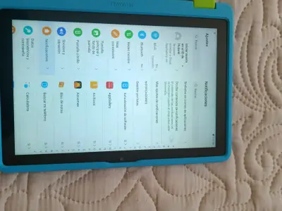 Tablet Huawei con funda protectora para niños - miniatura 6