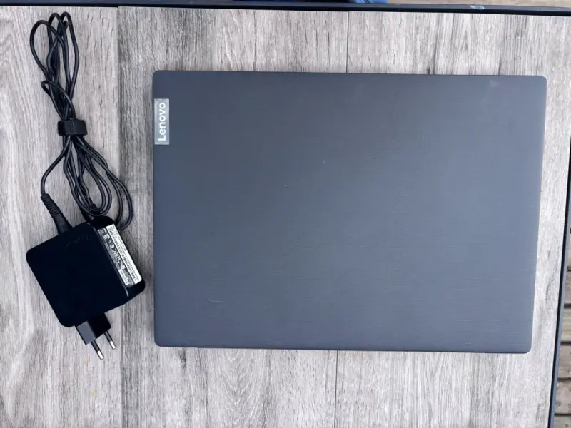 Notebook Lenovo AMD Ryzen 3 12GB RAM - 1