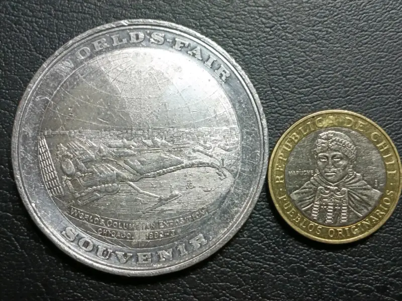 Moneda conmemorativa de la Feria Mundial - 2