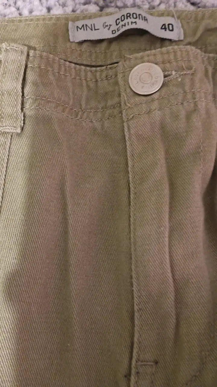 Pantalones cargo verde oliva MNL by Corona - 3