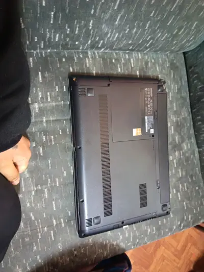 Laptop Lenovo Chromebook Intel Pentium - miniatura 2
