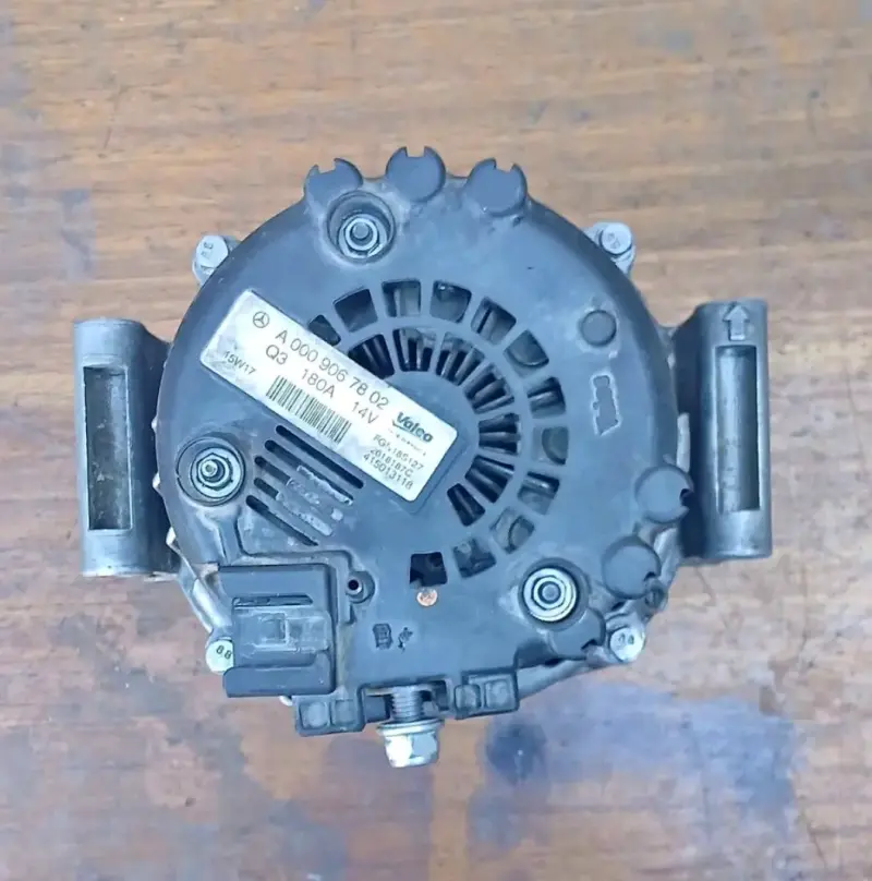 Alternador Mercedes Benz Sprinter - 2