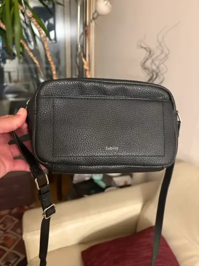 Cartera cruzada negra de cuero Sybilla - miniatura 1