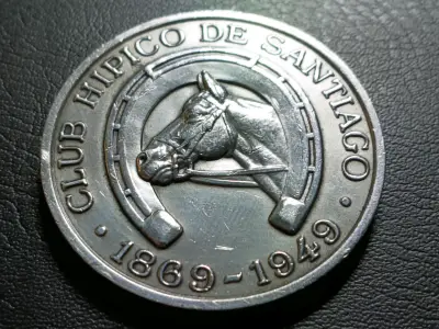 Medalla conmemorativa 80° Aniversario Club Hípico - miniatura 2