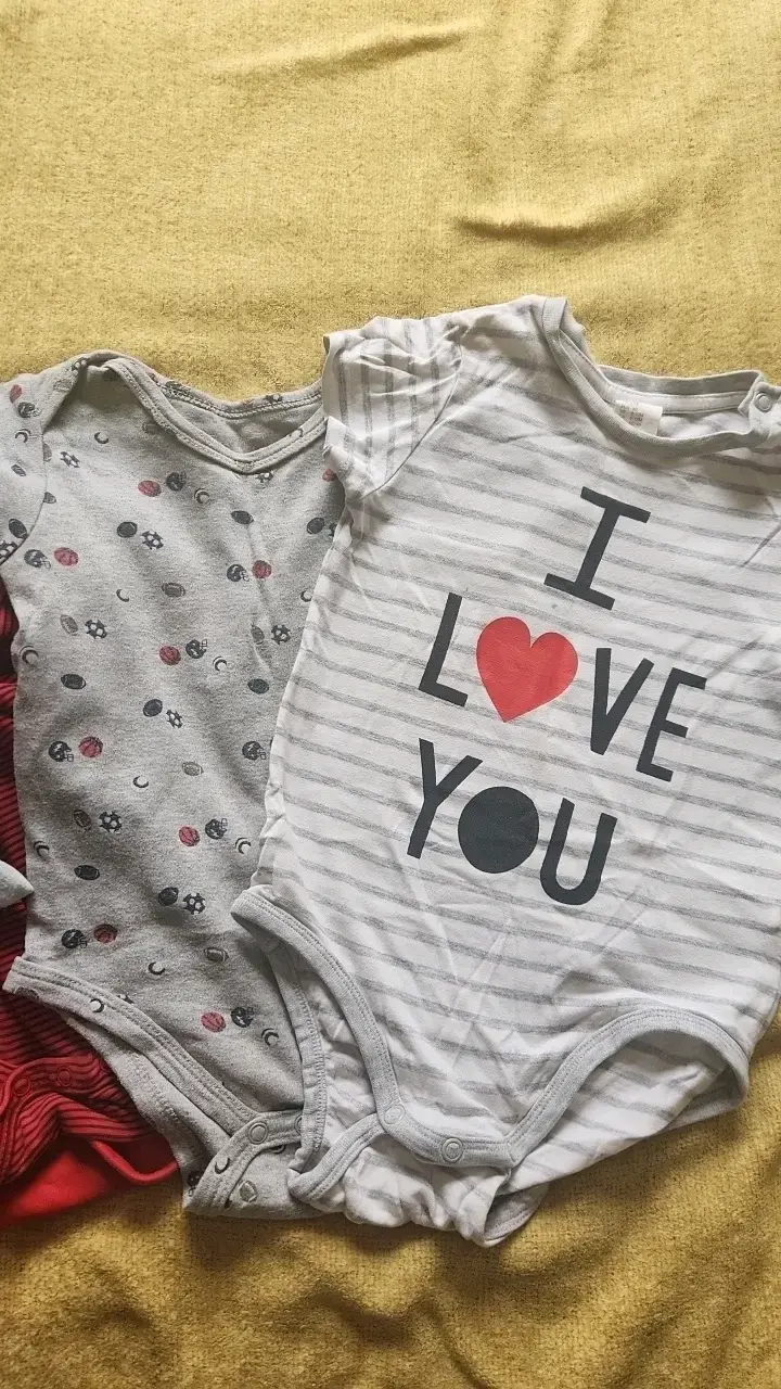 Conjunto de bodies para bebé en colores variados - 3