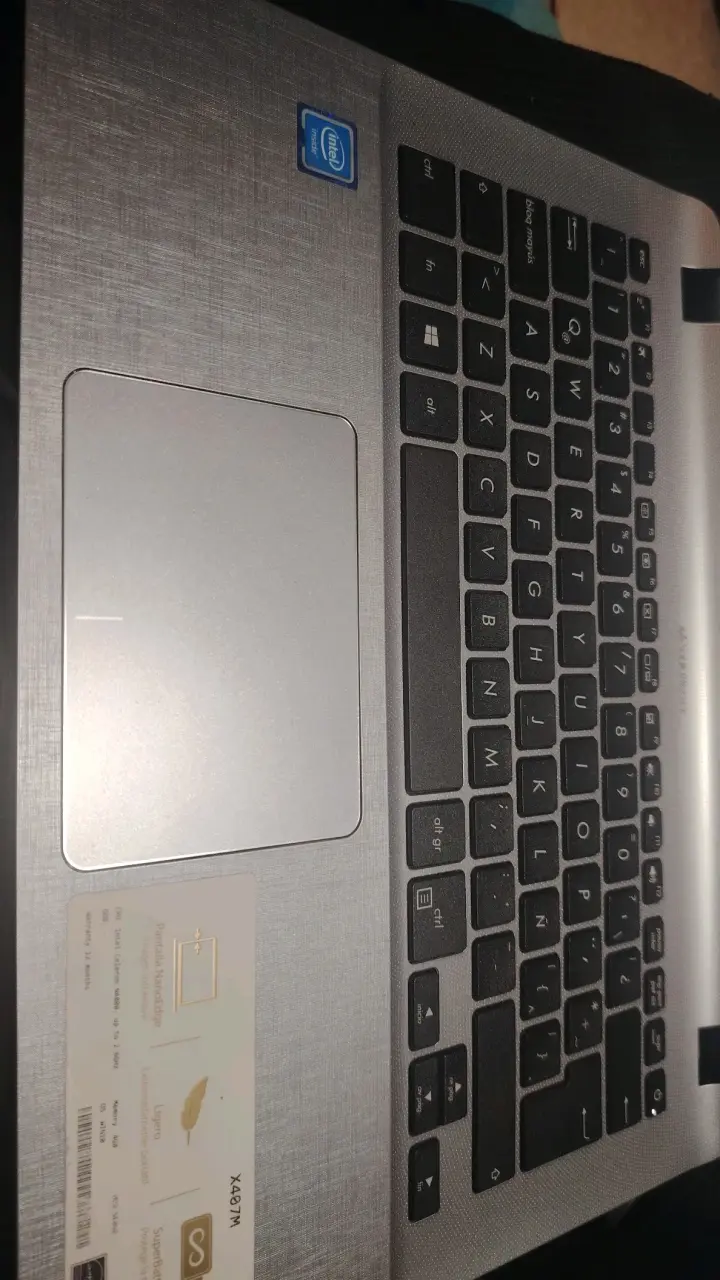 Laptop ASUS X407MA con Intel Celeron y 4GB RAM - 3