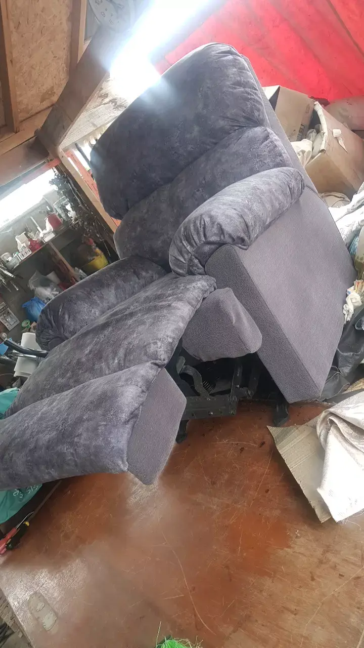 Sillón reclinable gris oscuro cómodo - 3