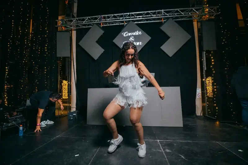Enterito de flecos para baile en color blanco - 1