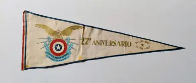 Bandera conmemorativa 27° aniversario Fuerza Aérea de Chile - miniatura 1
