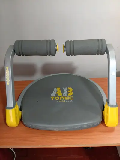 Máquina de ejercicios AB Tomic para abdominales - miniatura 2