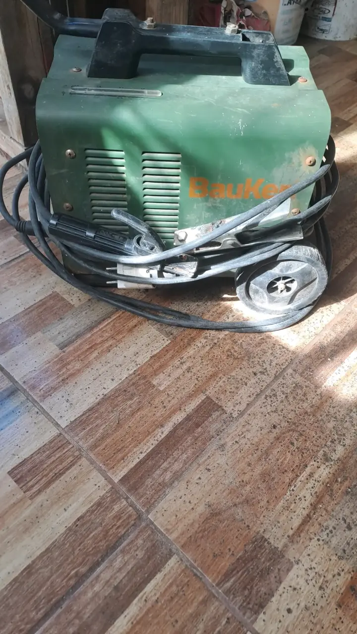 Soldadora Bauker BX1-160C2 portátil - 2