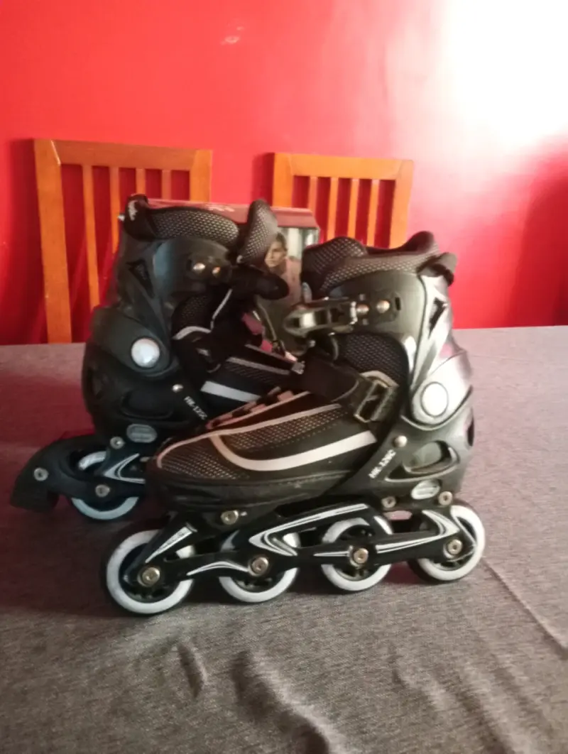 Patines en línea negros para adultos
