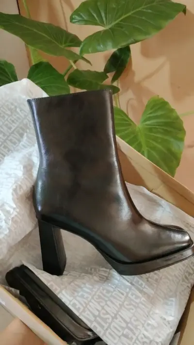 Botines de cuero negro Steve Madden elegantes - miniatura 4