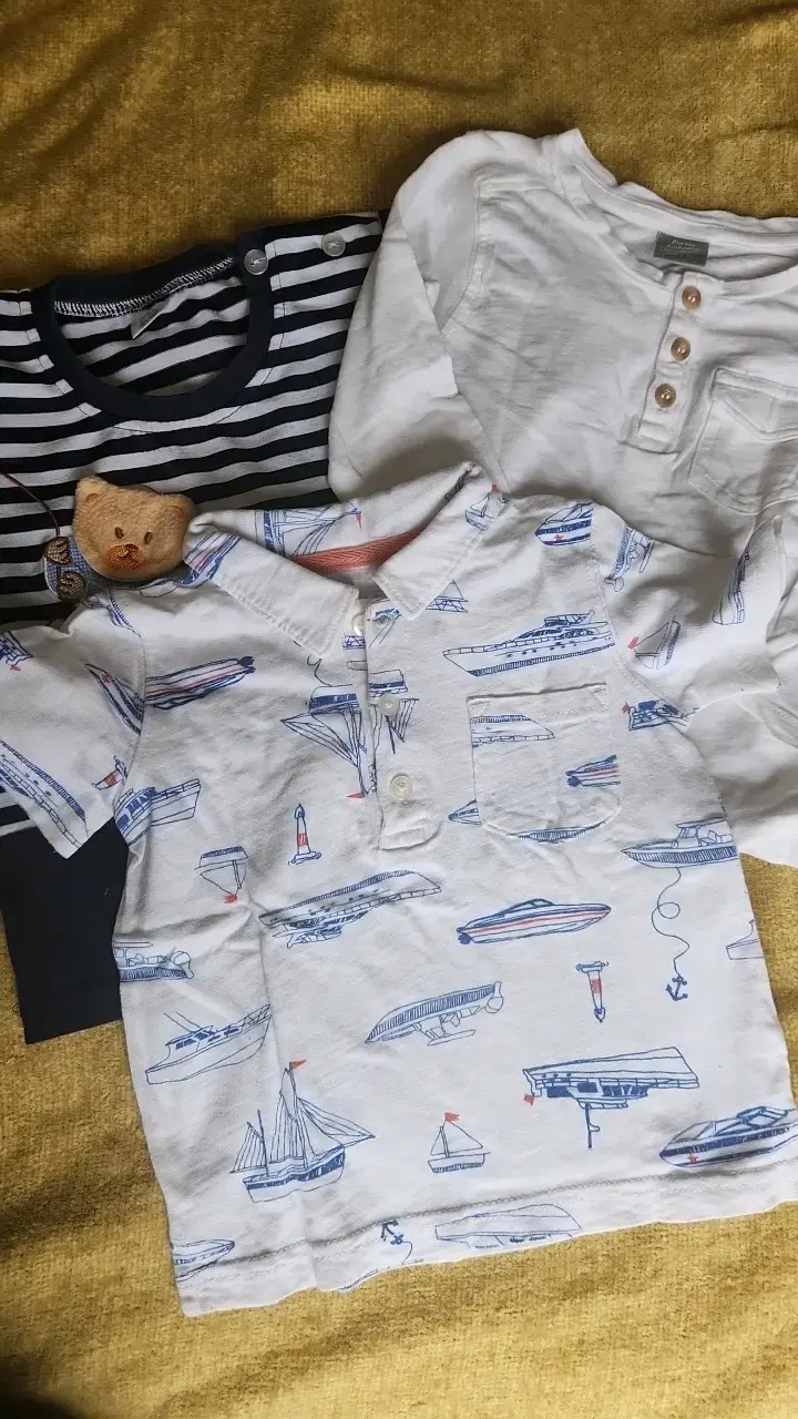 Conjunto de poleras para bebé con estampado náutico