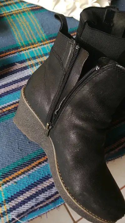Botines negros de cuero con plataforma - miniatura 3