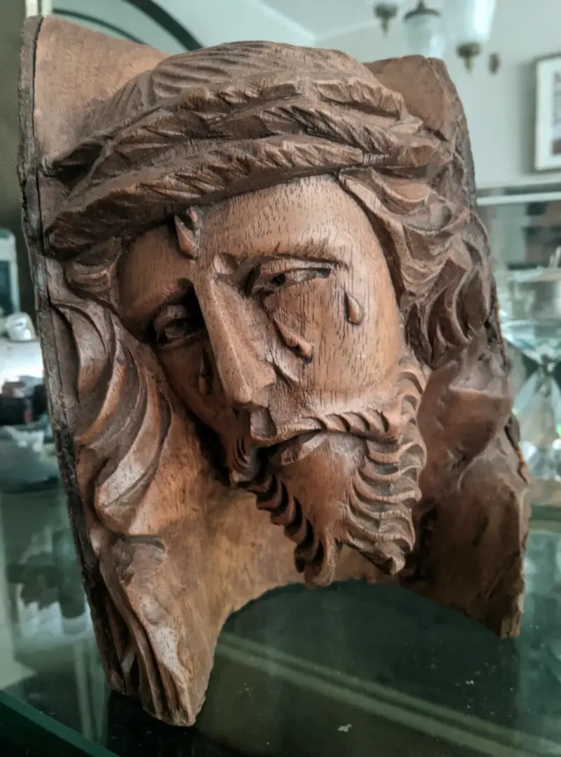 Escultura de Madera de Cristo Tallada a Mano - 2
