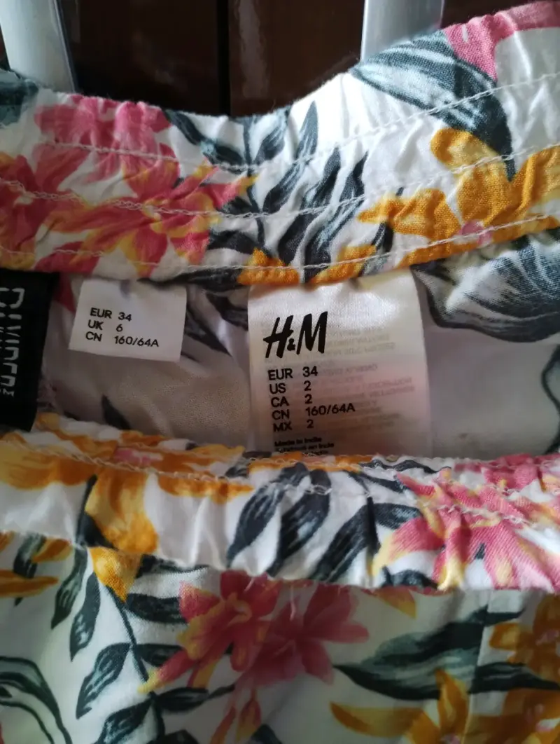 Pantalones florales H&M para mujer - 2