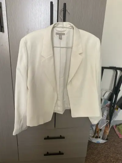 Blazer blanco elegante para mujer H&M - miniatura 1