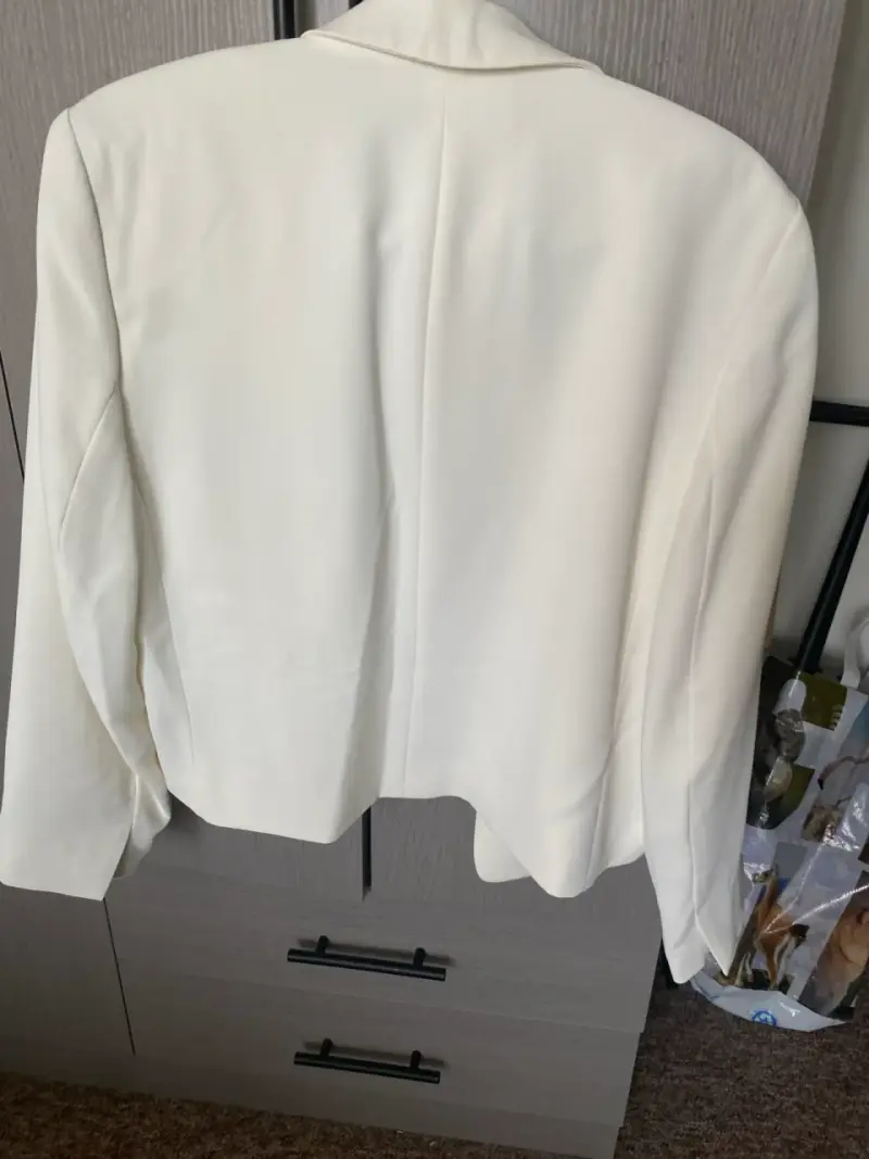Blazer blanco elegante para mujer H&M - 3