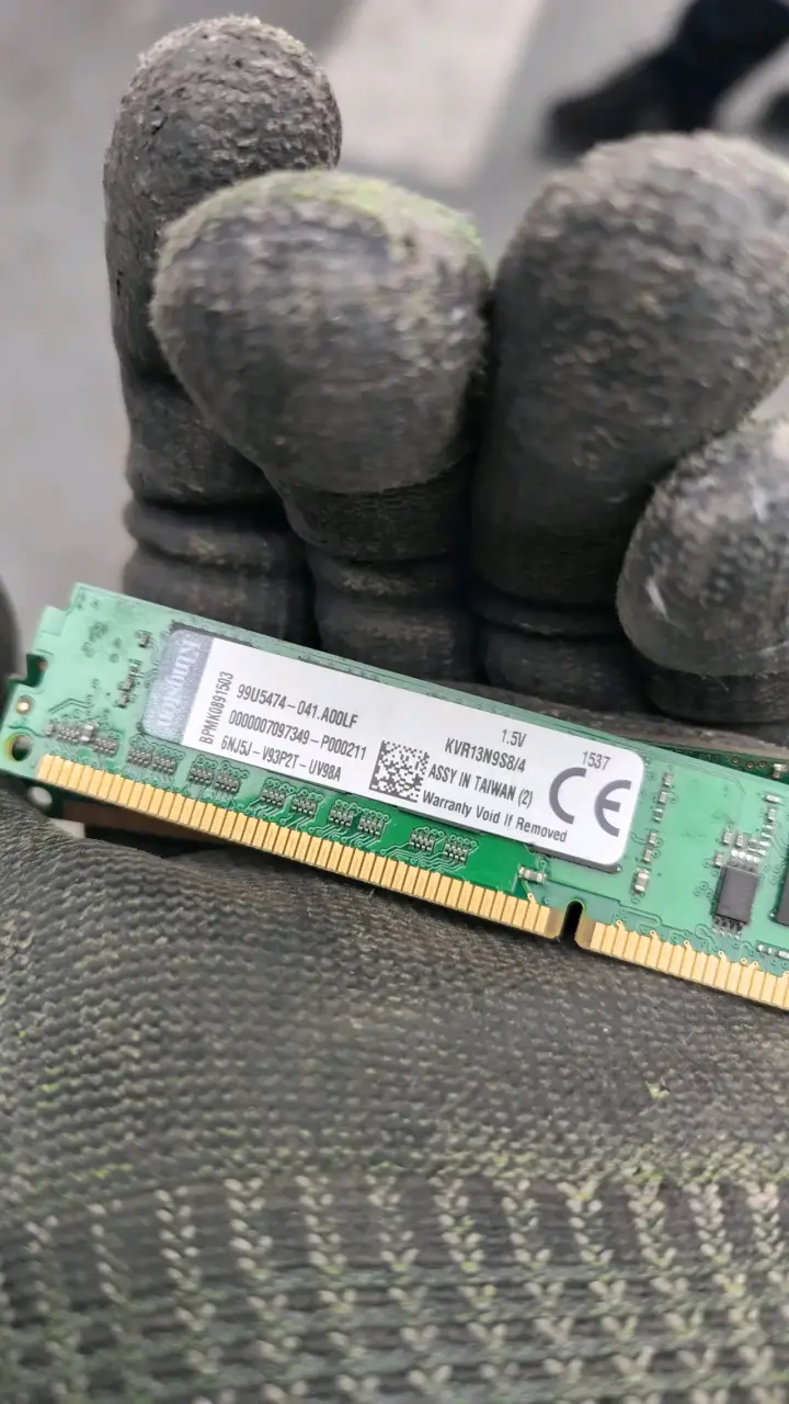 Memoria RAM Kingston 4GB DDR3 1333MHz - 2