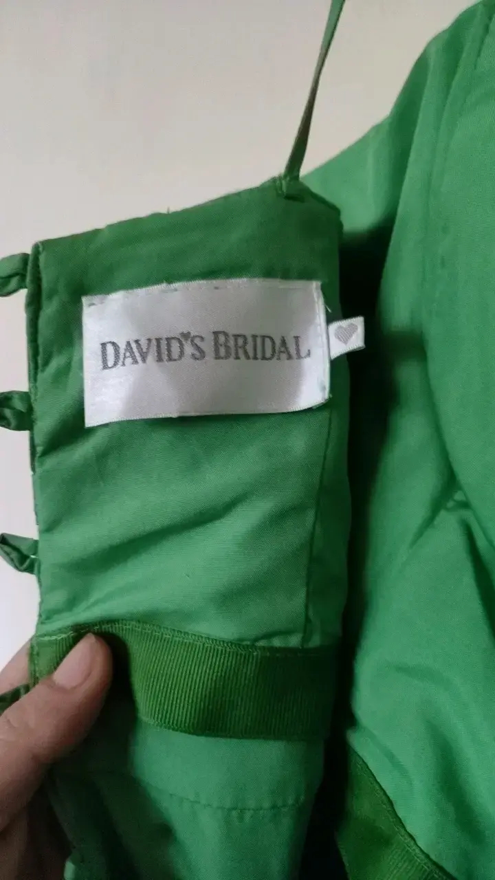 Vestido de Fiesta Verde David's Bridal (Ajustable) - 5