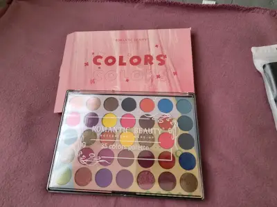 Paleta de Sombras 35 Colores Romantic Beauty - miniatura 1